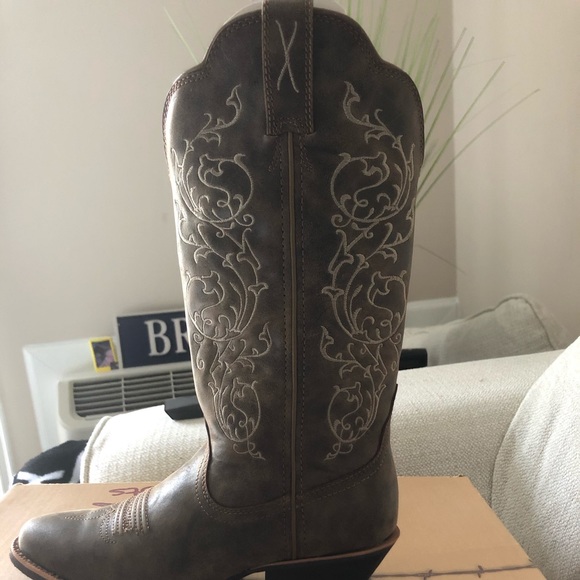 BRAND NEW***Twisted x cowgirl boots - Picture 4 of 4